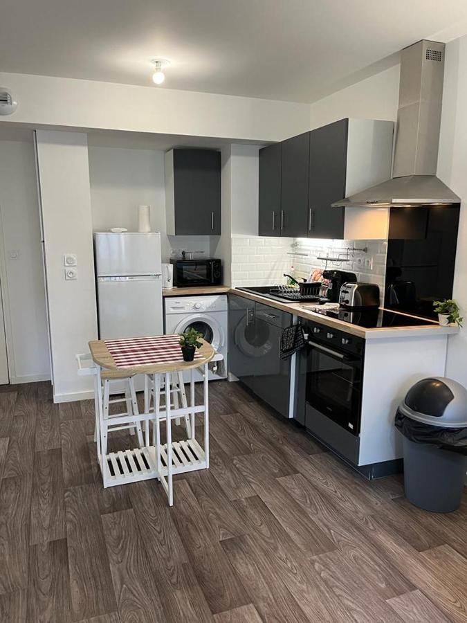 Appartement F2 De Haut Standing En Hypercentre Avec Jardin Prive A 270 M De La Gare De Mantes ! Екстериор снимка